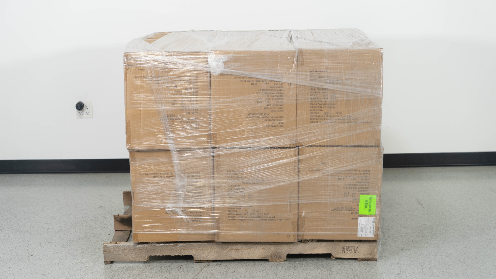 Image of Sam Salem & Son 3-Ply Masks w/ Earloop - Quantity 9 cases of 2000